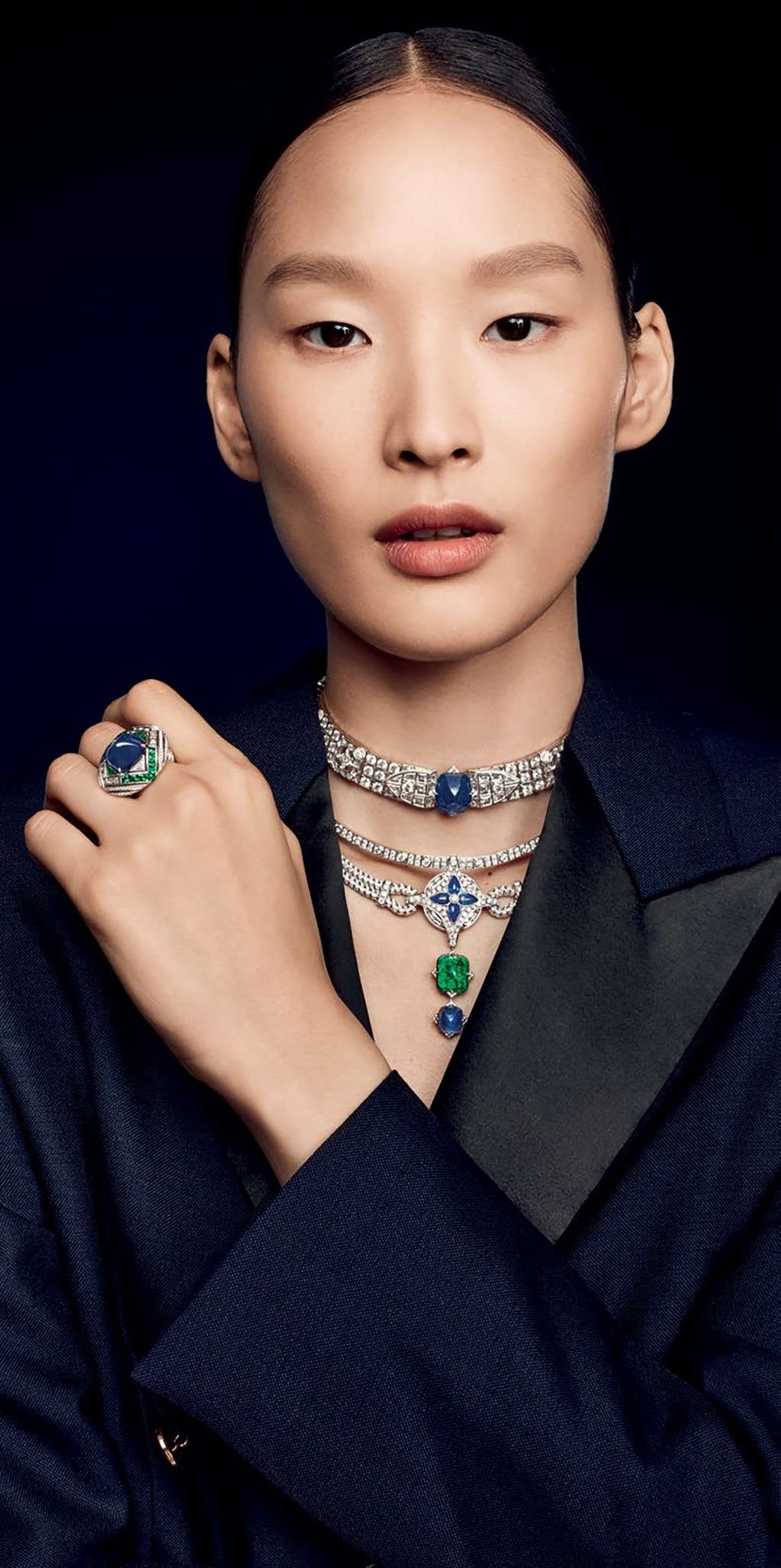 Which gemstone masterpieces of the fashion industry is named in the 2021 high-end jewelry universe? 2