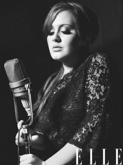 Female singer Adele returns spectacularly with album 25 1