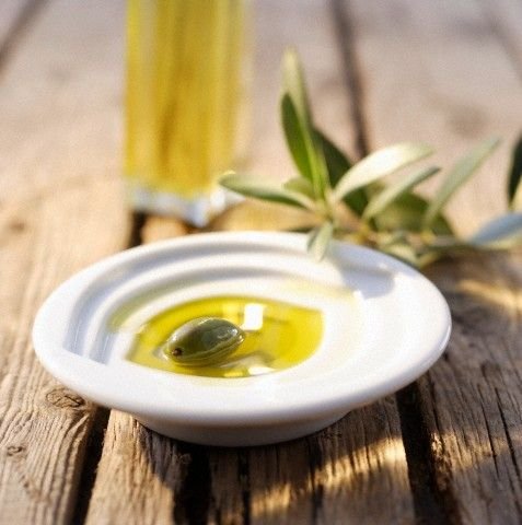 Decoding skin care methods with olive oil 0